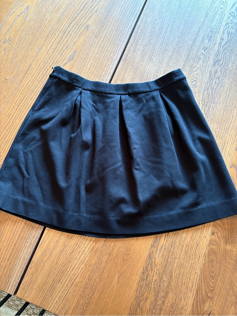 Madewell Classic Black Pleated Women’s Skirt